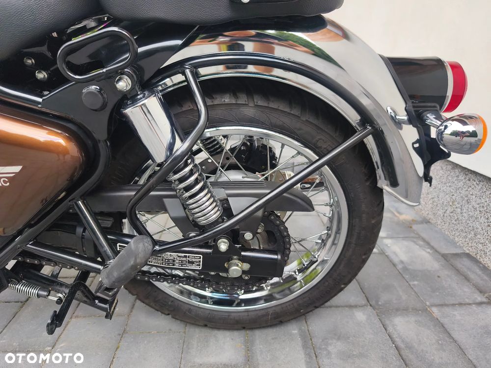 Royal Enfield Classic - 20