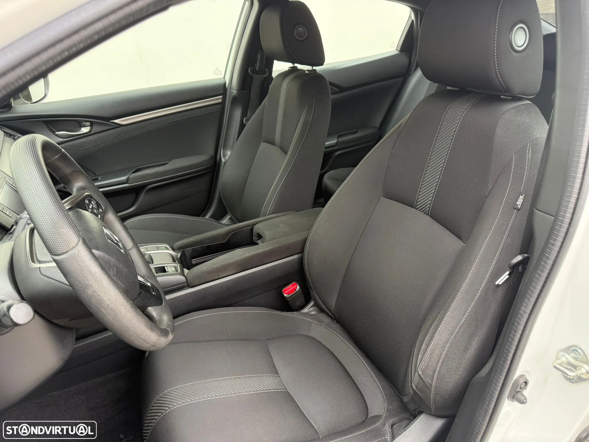 Honda Civic 1.0 i-VTEC Comfort - 11