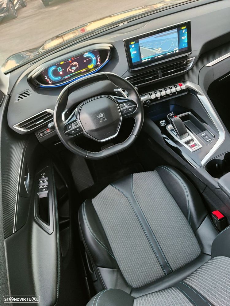 Peugeot 3008 1.6 Hybrid Allure e-EAT8 - 43