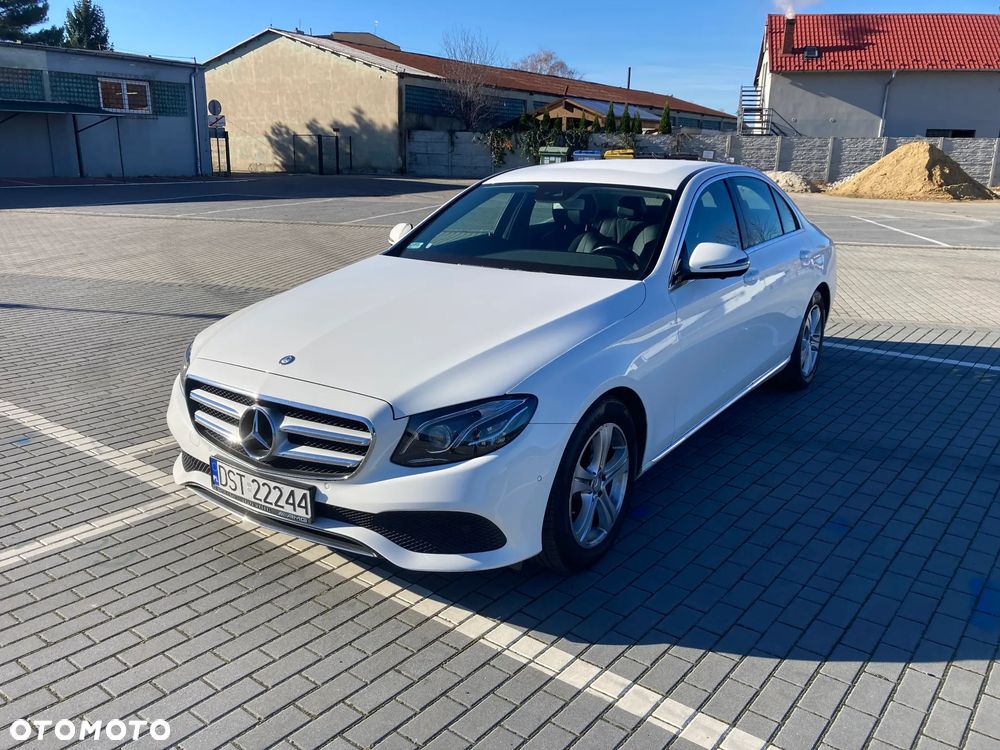 Mercedes-Benz Klasa E 220 d 9G-TRONIC - 2