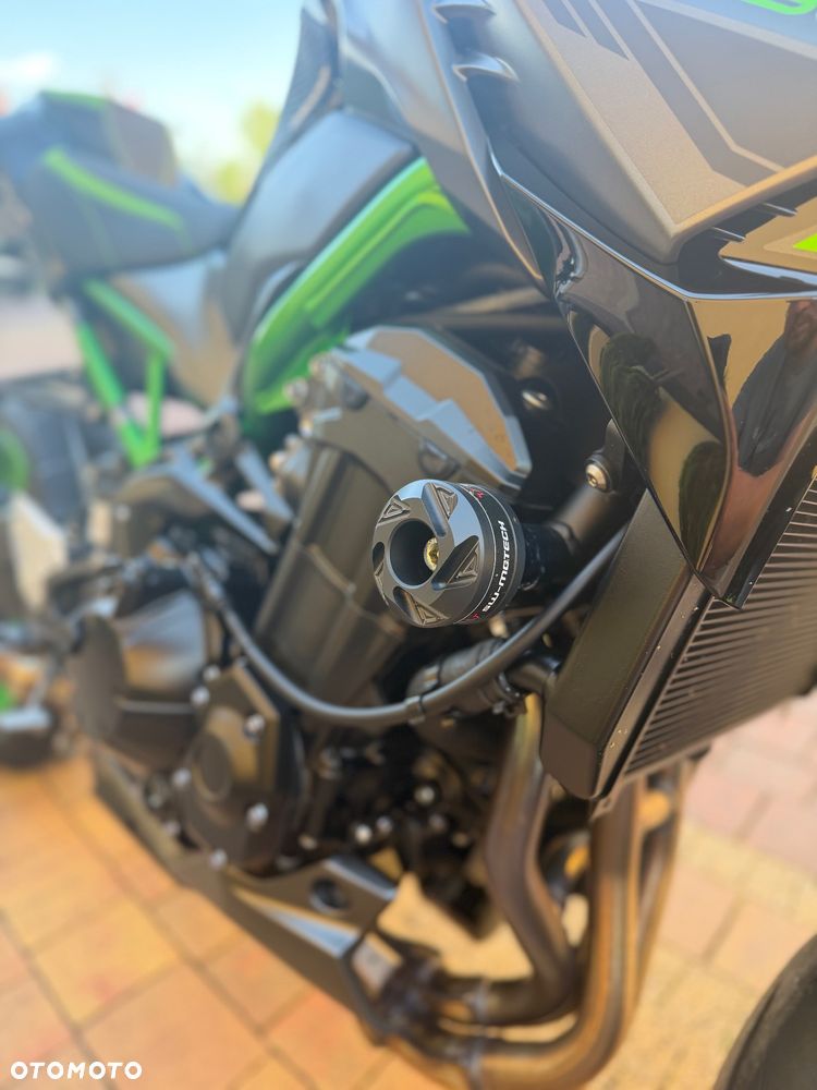 Kawasaki Z 900 - 7