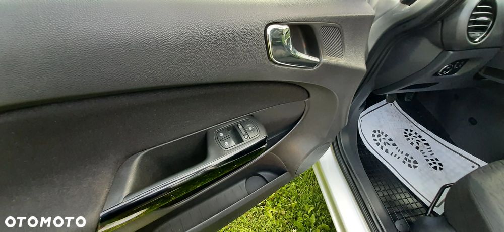 Opel Corsa - 33