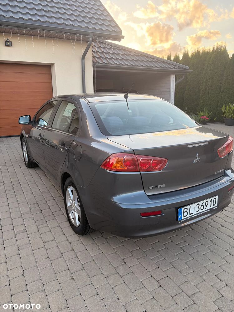 Mitsubishi Lancer - 4