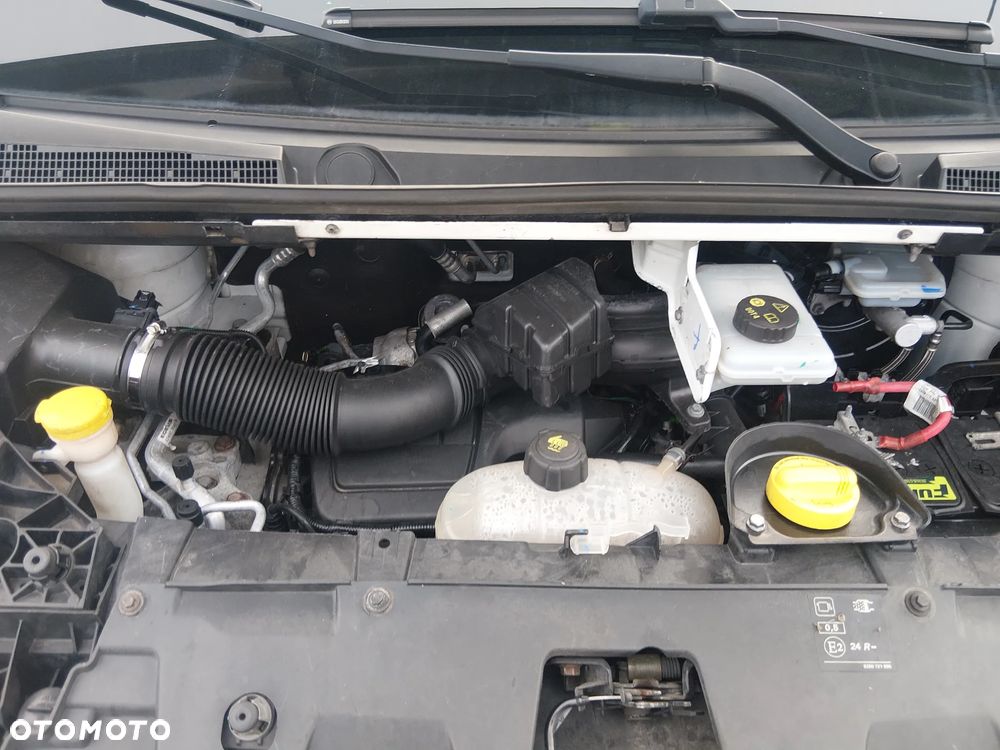 Renault Trafic - 7