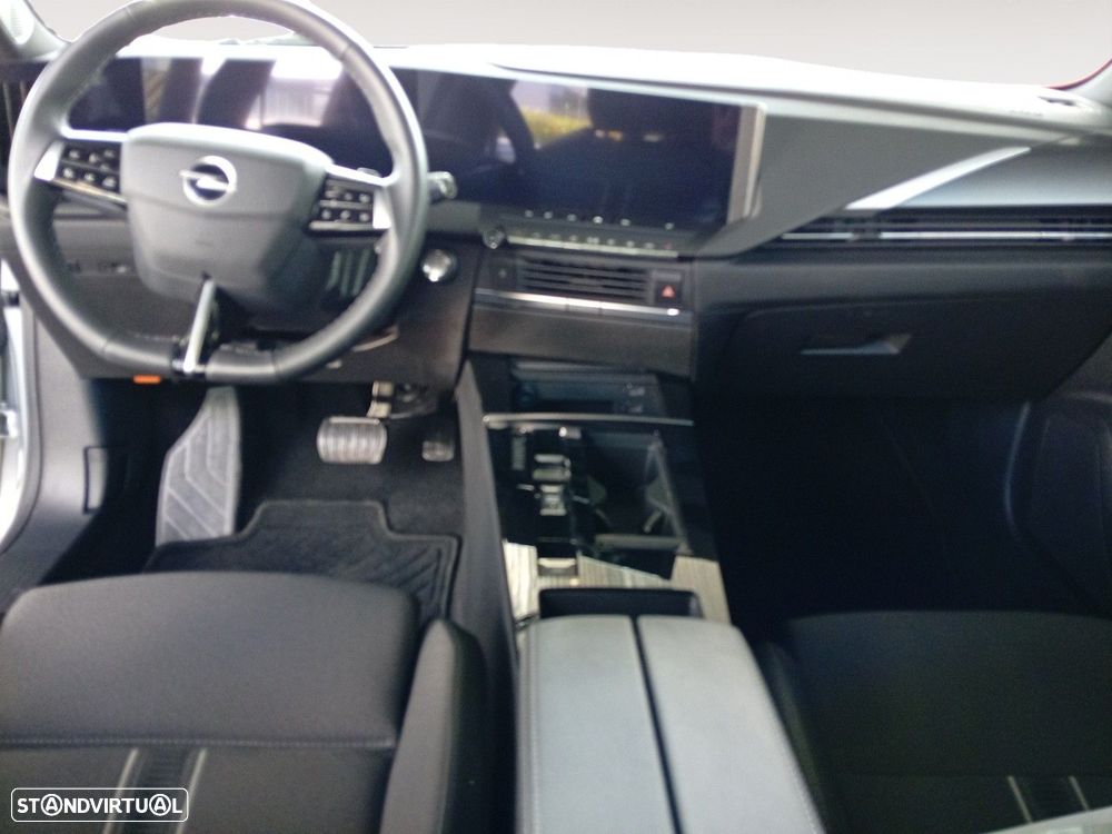 Opel Astra Sports Tourer 1.2 T Hybrid GS eDCT — fotografia 11