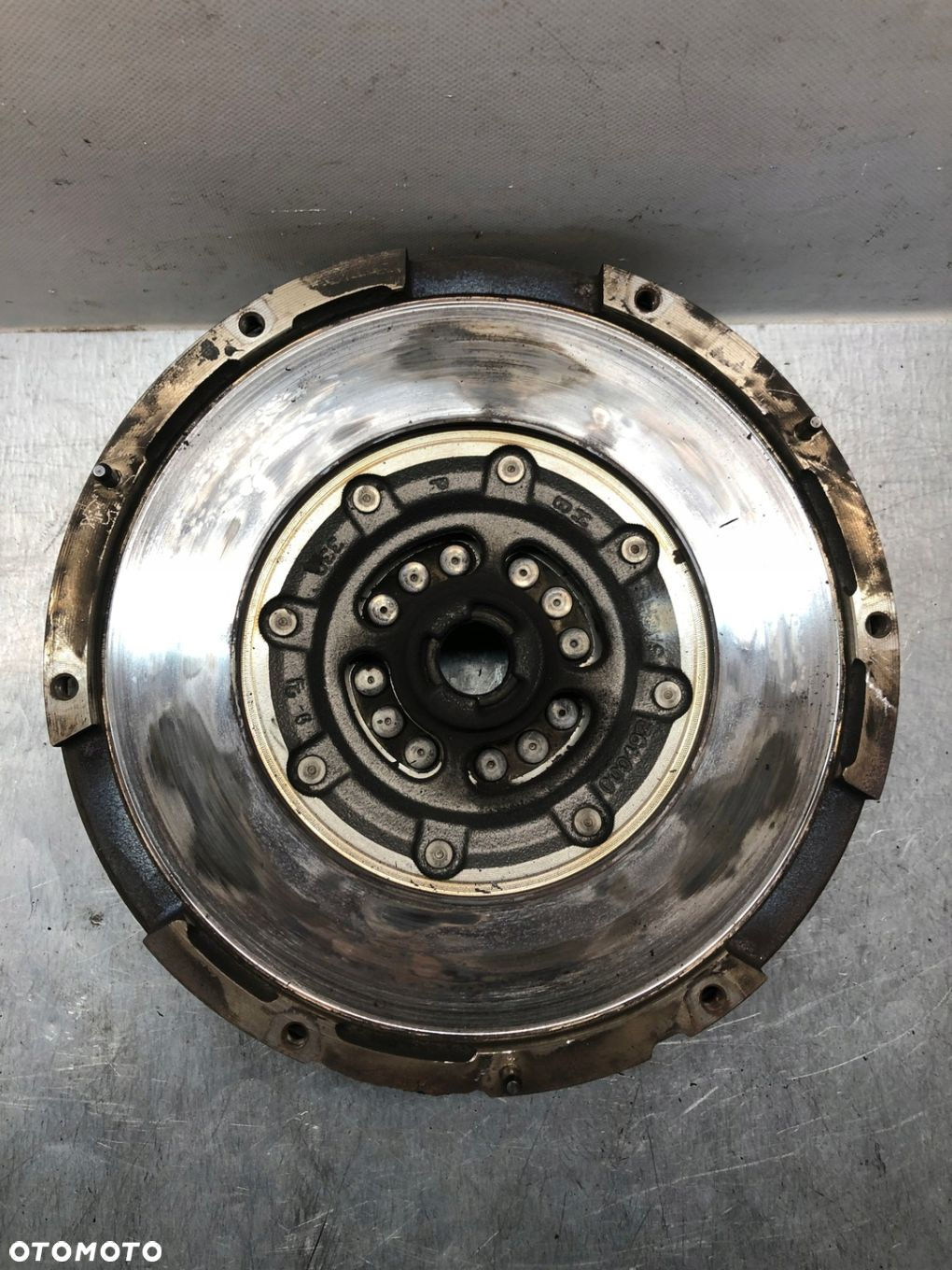 SPRZĘGŁO KOŁO DWUMASOWE SACHS A4 B8 2.0 TDI CJC 062289000288 - 9