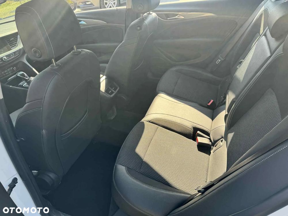 Opel Insignia - 9
