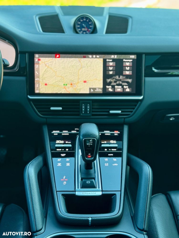 Porsche Cayenne Coupe Tiptronic S Platinum Edition - 9
