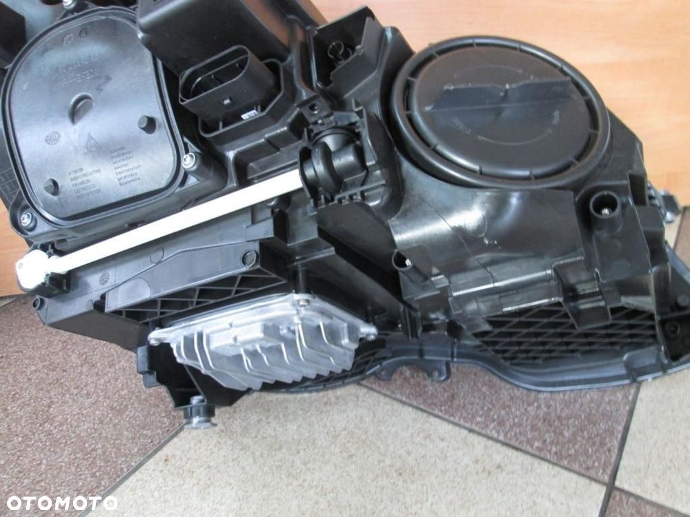 lampa Mercedes E-klasa 212 LIFT LED 2128204939 - 2