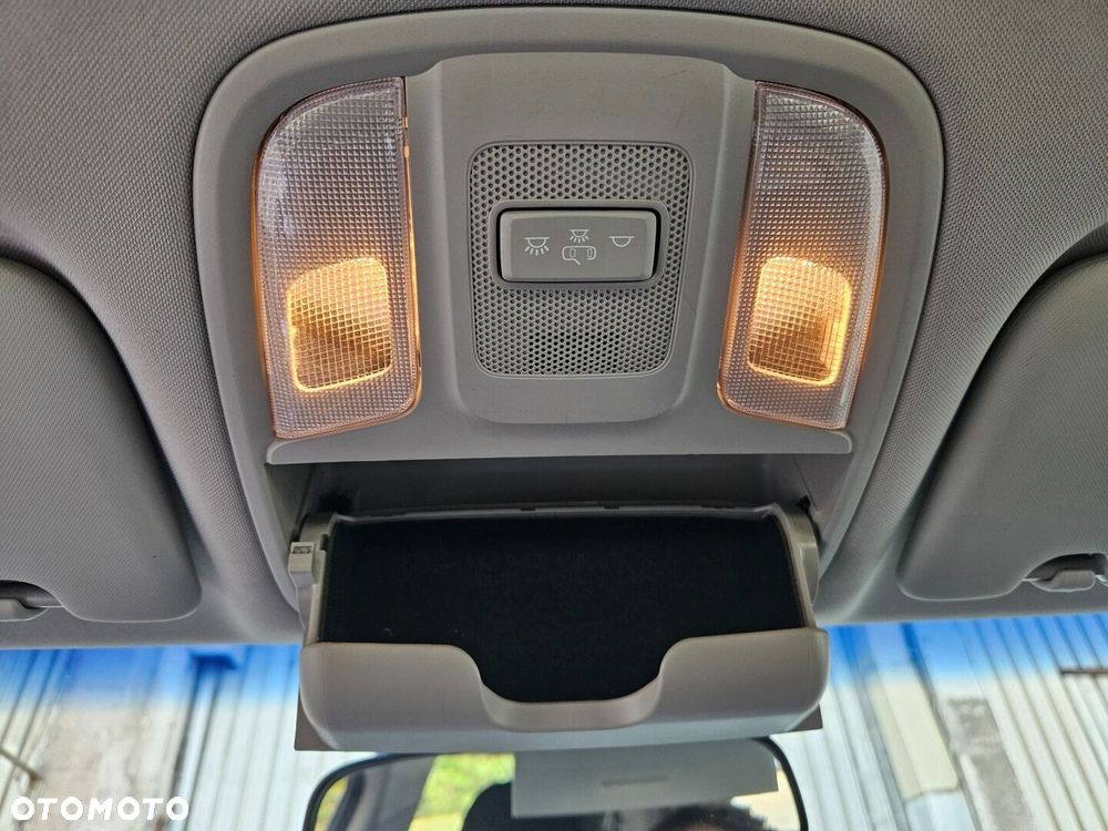 Kia Sportage 1.6 GDI S 2WD - 28