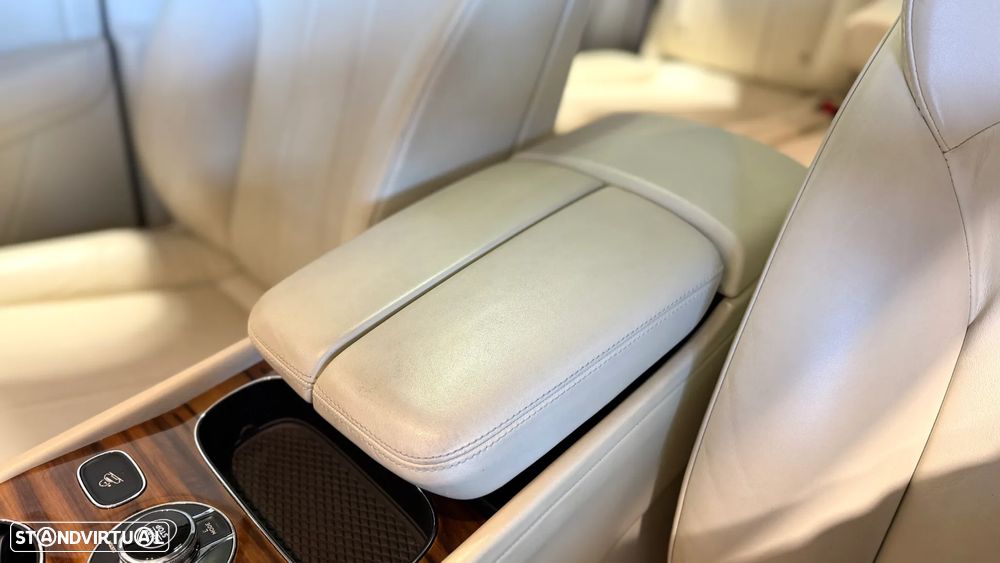 Bentley Bentayga V6 Hybrid - 36