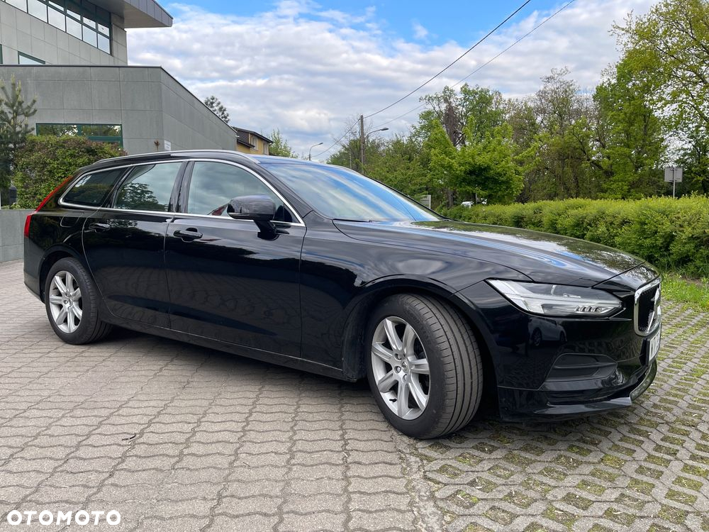 Volvo V90 D4 Momentum - 2