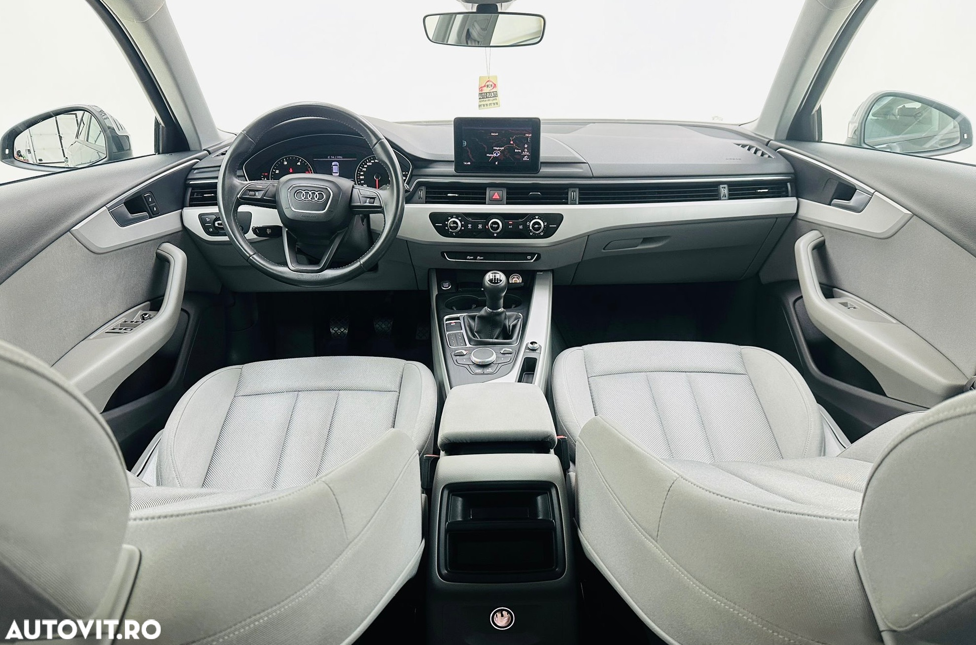 Audi A4 Avant 2.0 TDI DPF clean diesel Ambiente - 6