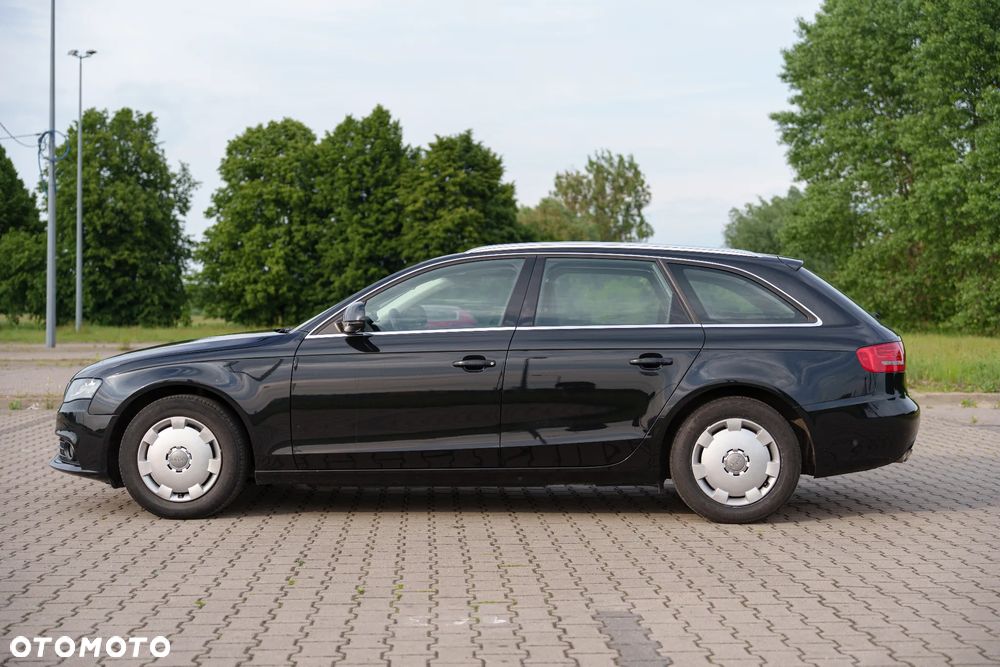 Audi A4 Avant 2.0 TDI DPF Attraction - 6