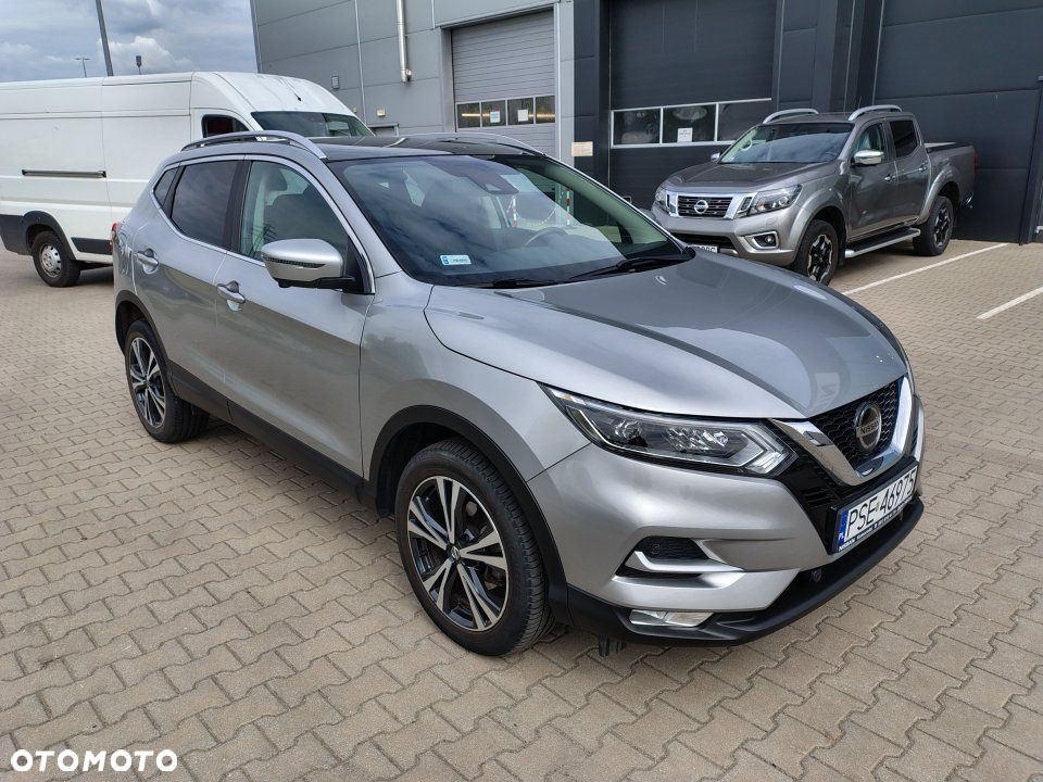 Nissan Qashqai - 2
