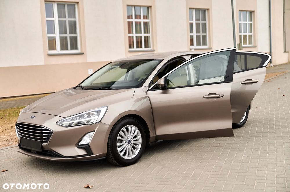 Ford Focus 1.5 EcoBlue Start-Stopp-System TITANIUM DESIGN - 22