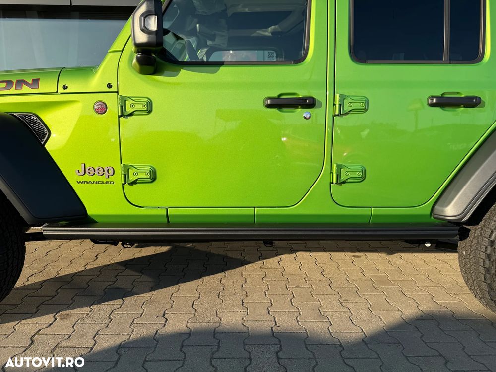 Jeep Wrangler Unlimited 2.0 AT8 4WD Rubicon - 12