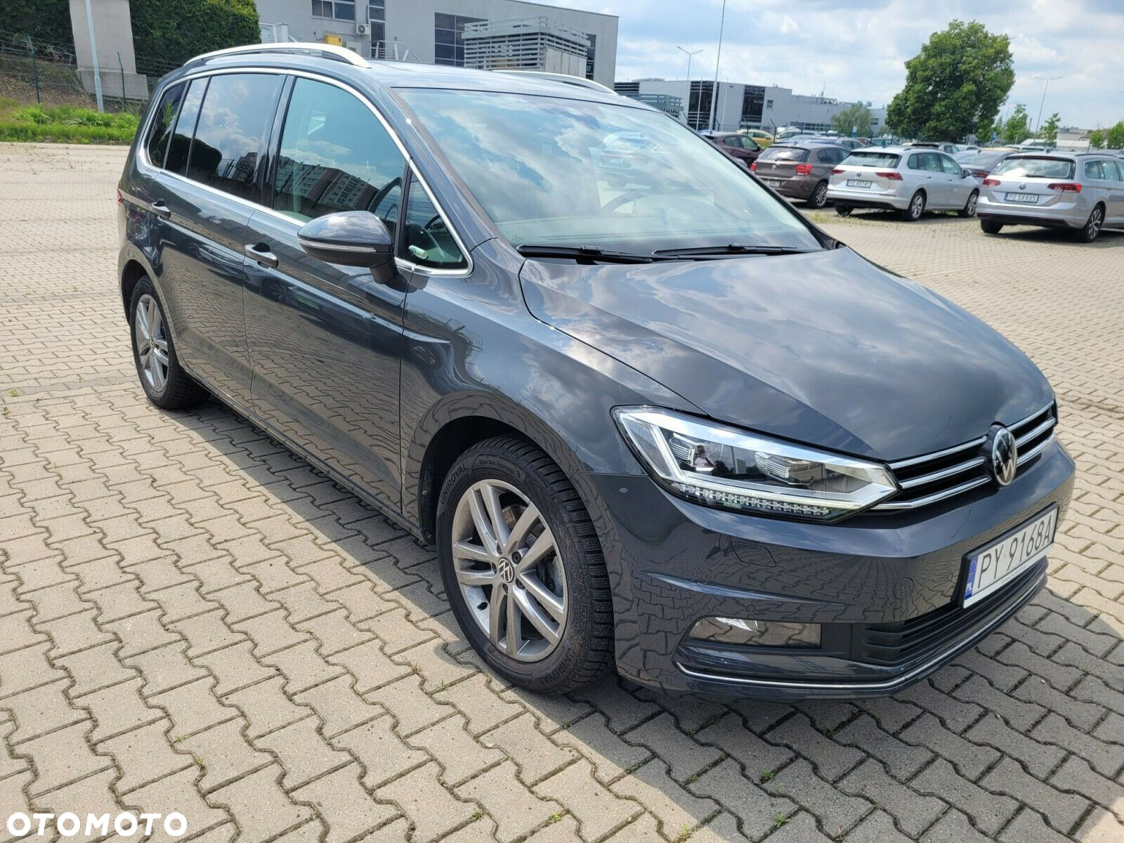 Volkswagen Touran 2.0 TDI BMT Highline DSG - 2