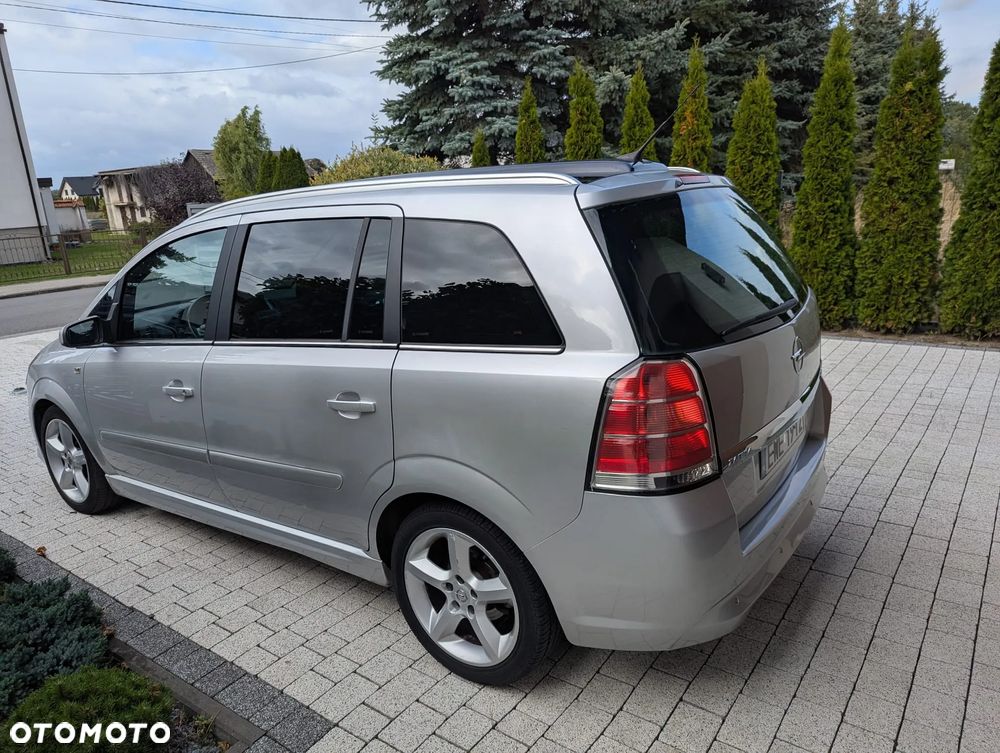 Opel Zafira - 5