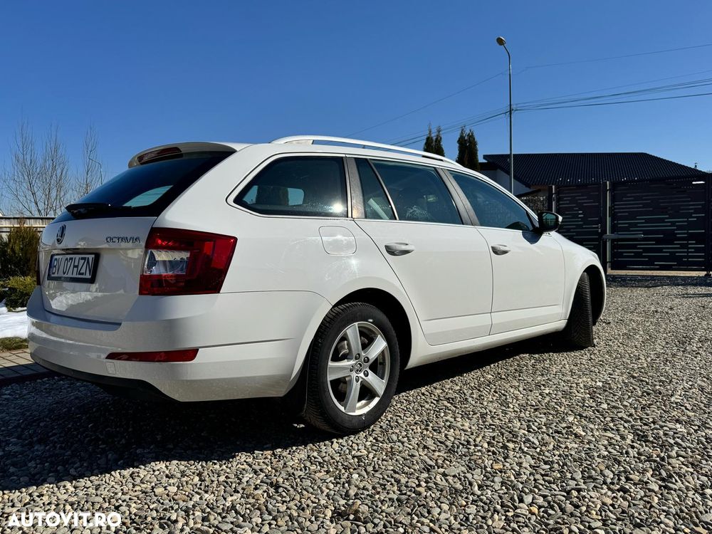 Skoda Octavia 2.0 TDI ELEGANCE - 6
