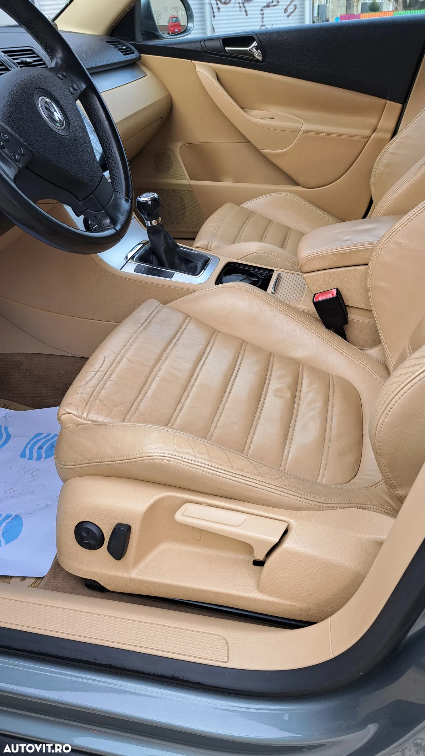 Volkswagen Passat 2.0 FSI Comfortline 4 Motion - 4