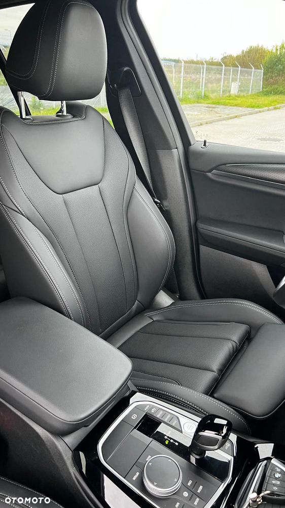 BMW X3 xDrive20d - 18