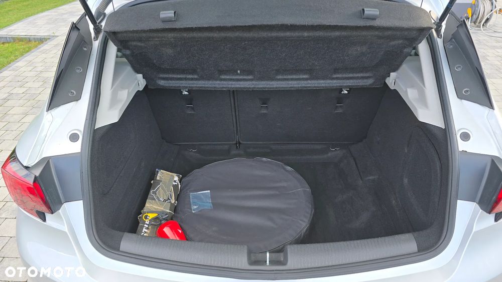 Opel Astra 1.4 T Elite - 10