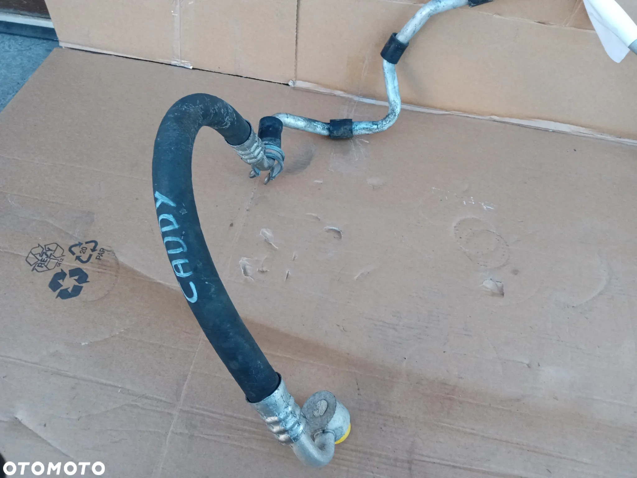 Przewód rurka klimatyzacji klimy VW Caddy III 1T0820743AA - 4