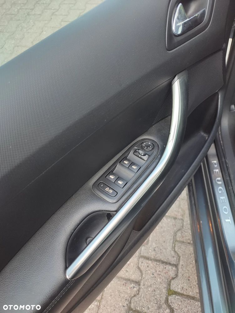 Peugeot 308 - 11
