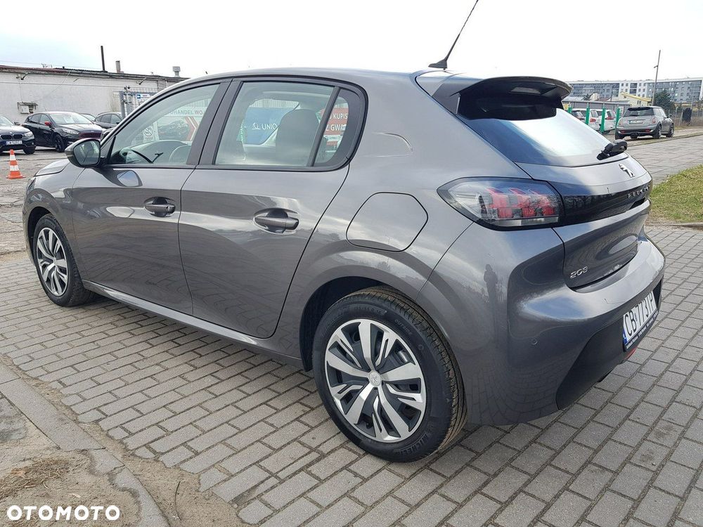 Peugeot 208 - 7