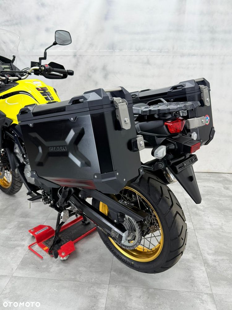 Suzuki V-STROM - 21