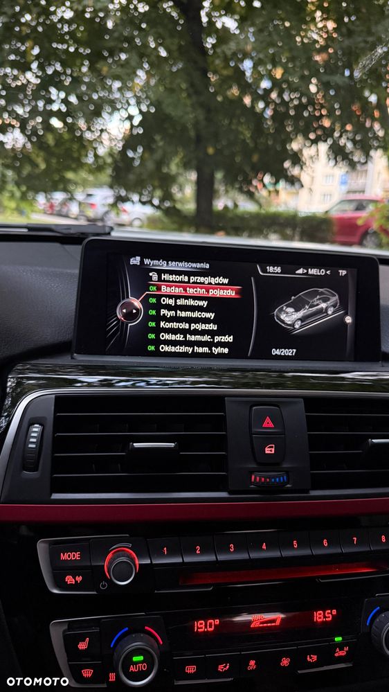 BMW Seria 3 318i Sport Line - 18