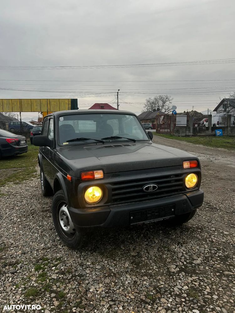 Lada Niva - 6
