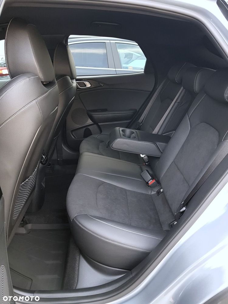 Kia XCeed 1.6 T-GDI GT-Line DCT - 36