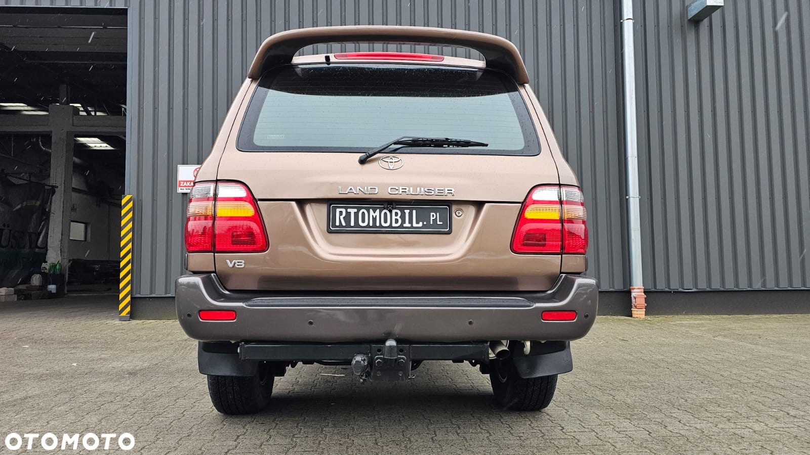 Toyota Land Cruiser 4.7 V8 - 12