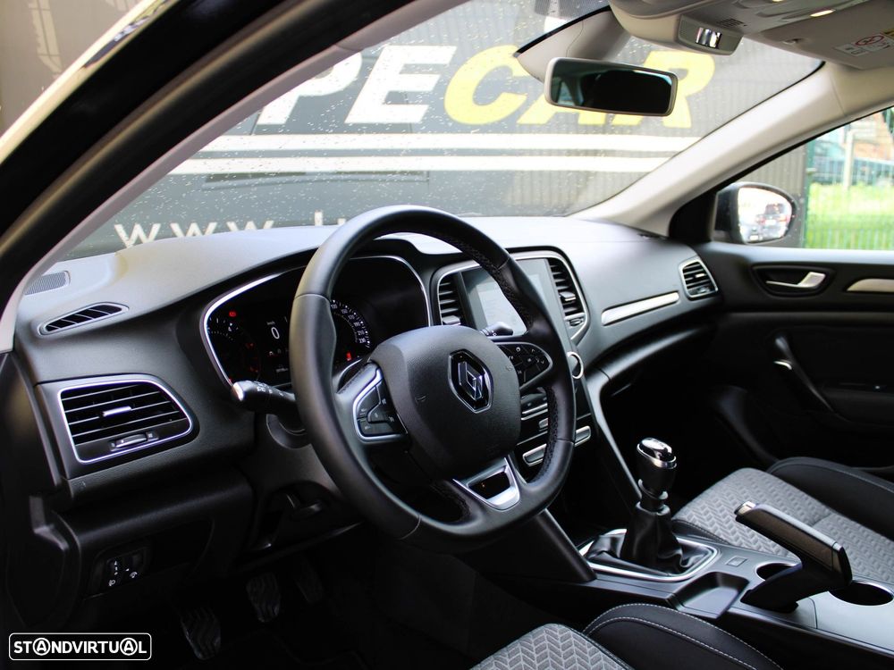 Renault Mégane Sport Tourer 1.5 Blue dCi Limited - 24