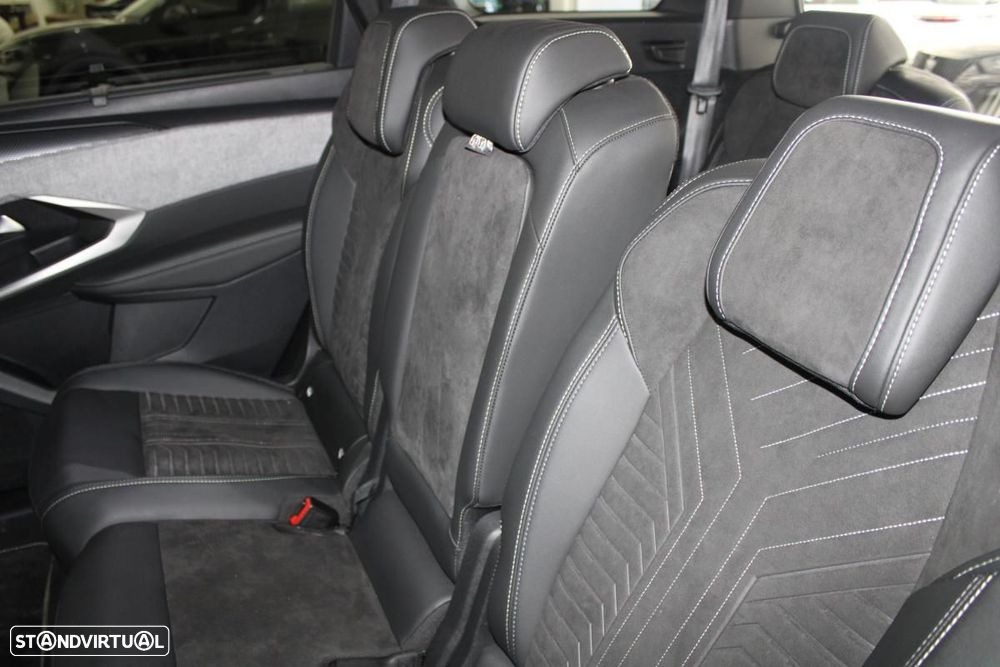 Peugeot E-5008 73 kWh GT - 13