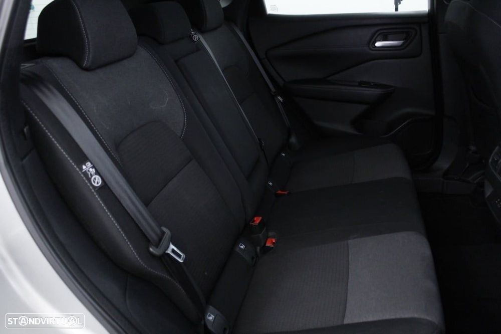 Nissan Qashqai 1.3 DIG-T N-Connecta LED - 16