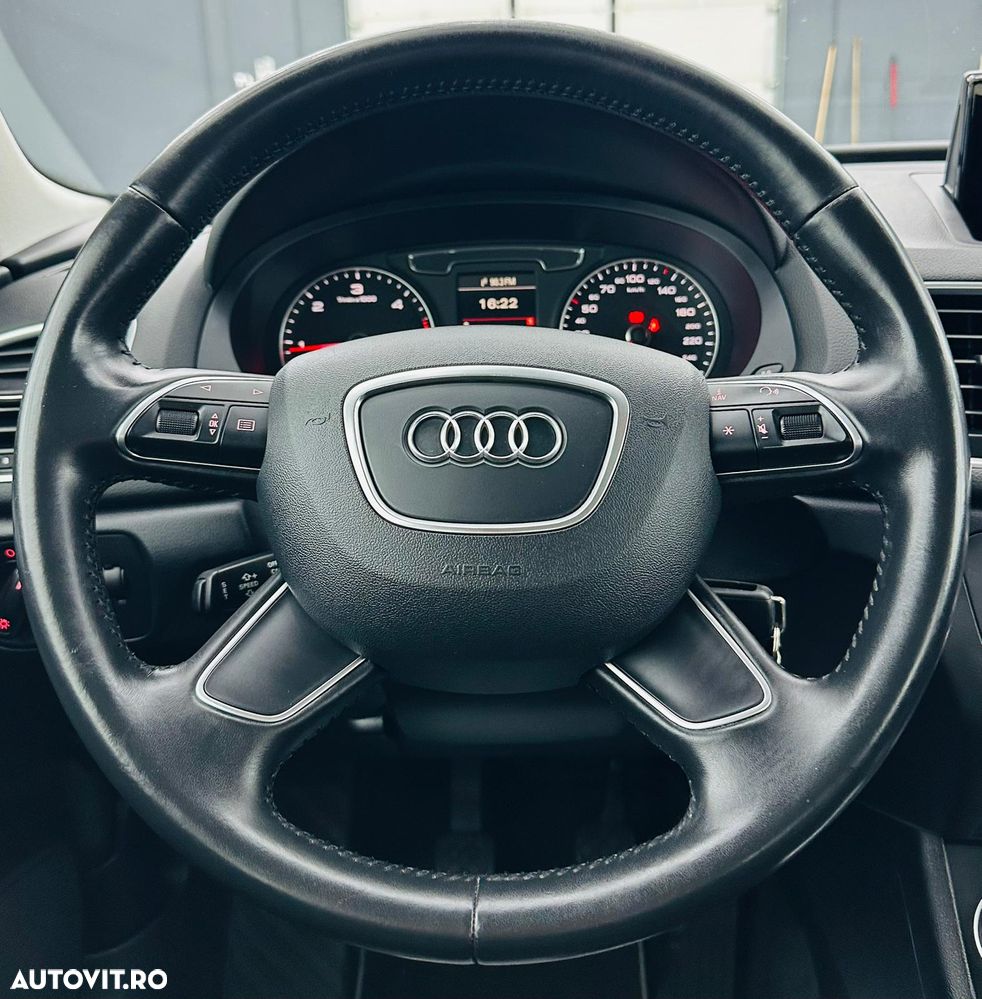 Audi Q3 2.0 TDI Design - 32