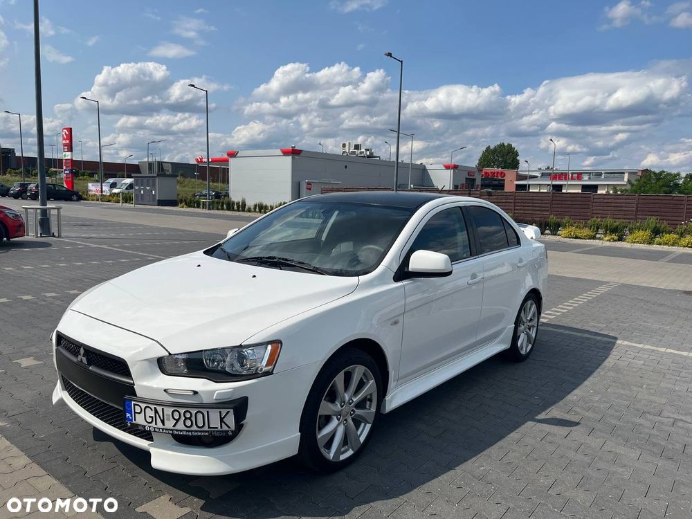 Mitsubishi Lancer - 1