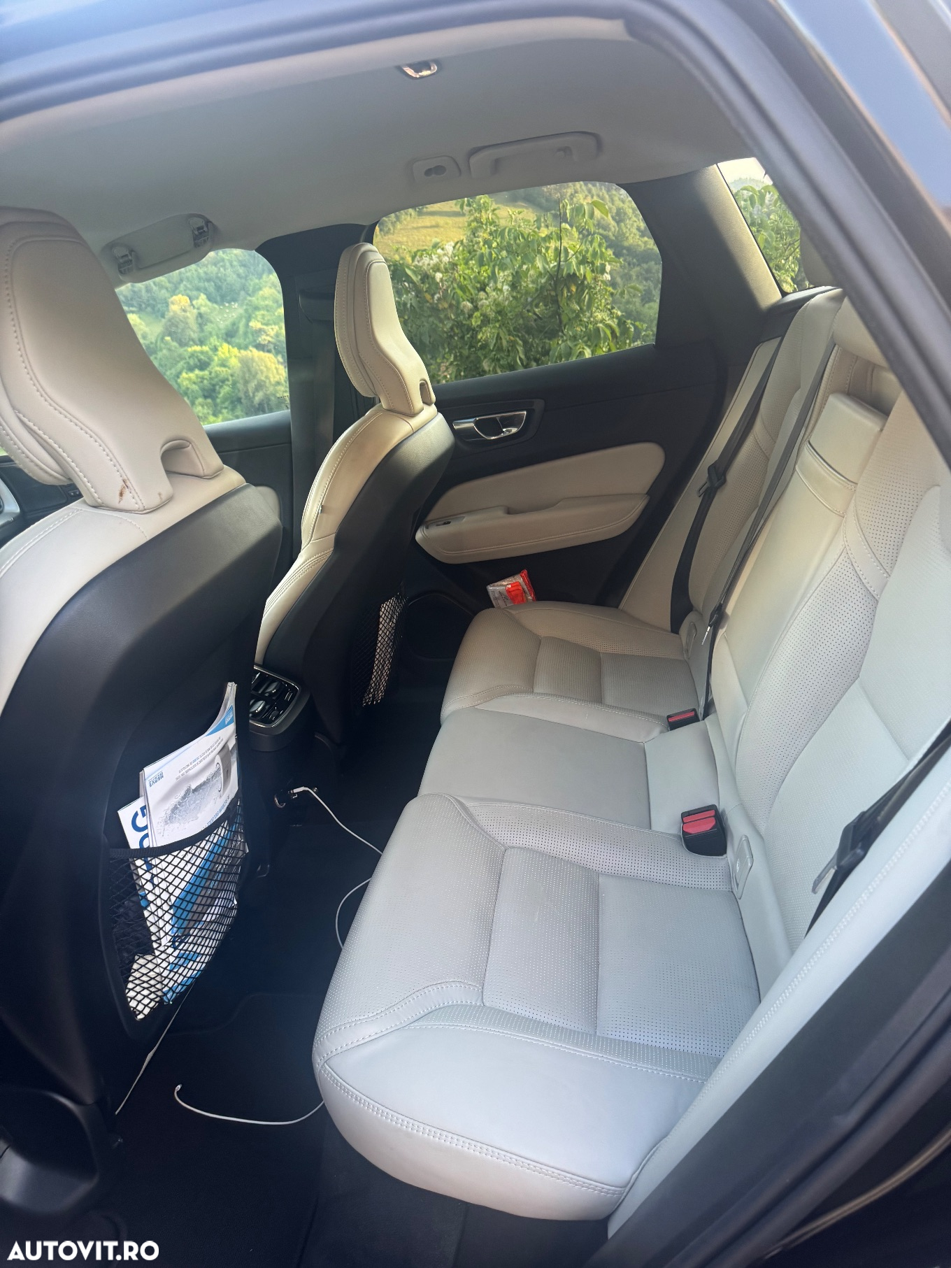Volvo XC 60 - 8