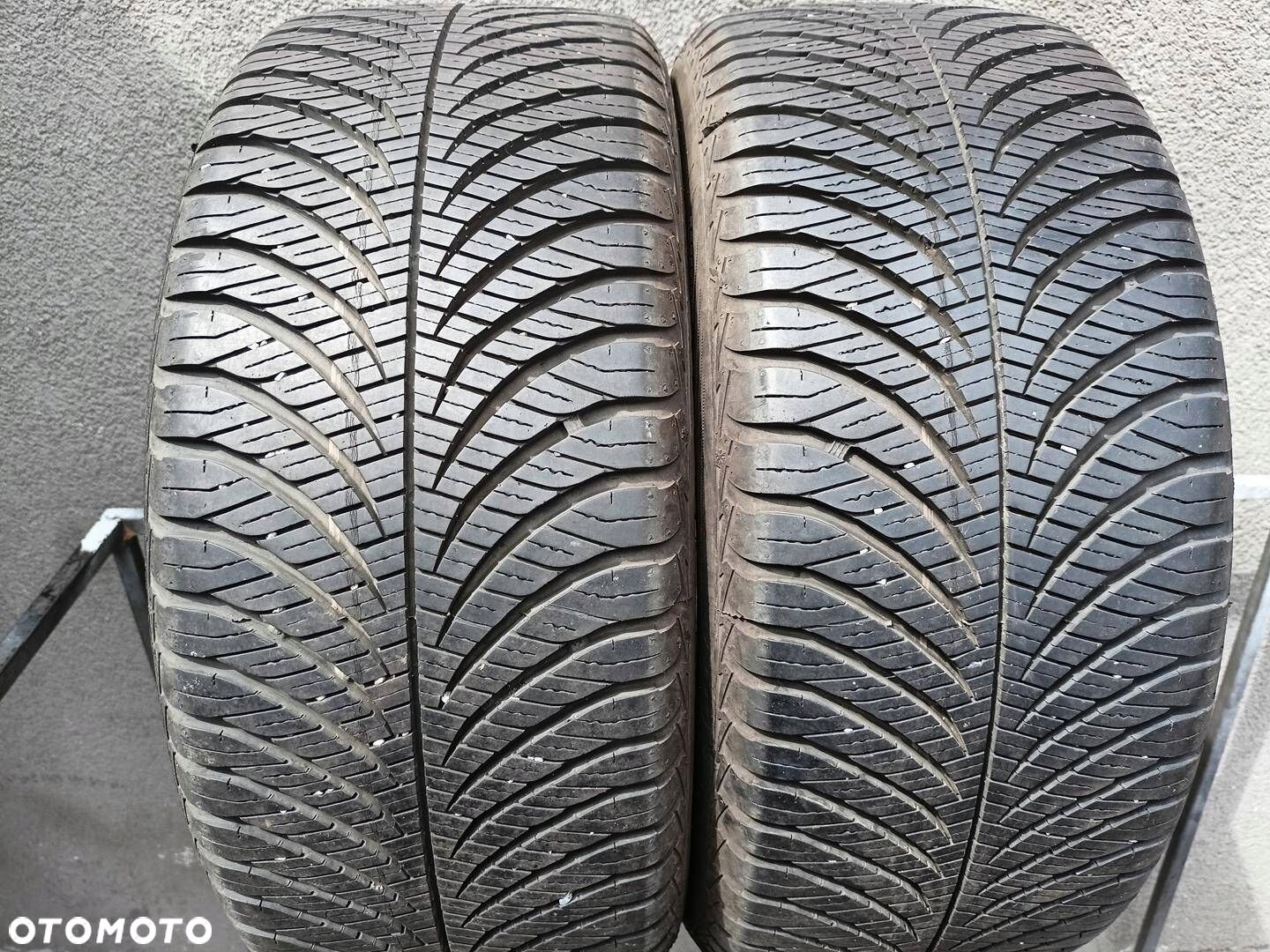 215/45R16 Goodyear Vector 4Seasons Gen2 opony całoroczne 8,3mm - 1