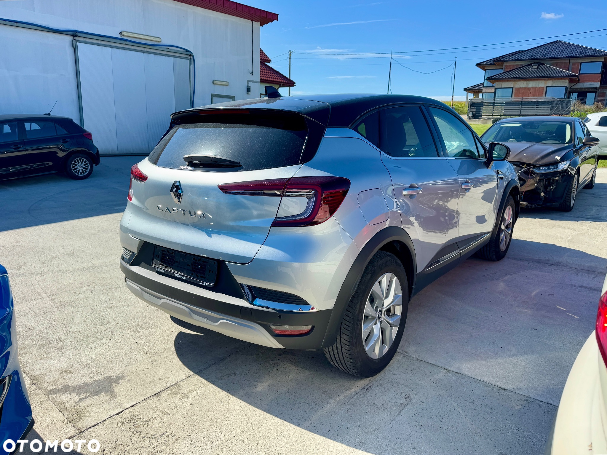 Renault Captur 1.3 TCe mHEV Intens - 4
