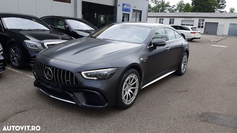 Mercedes-Benz AMG GT 4-door Coupe - 3