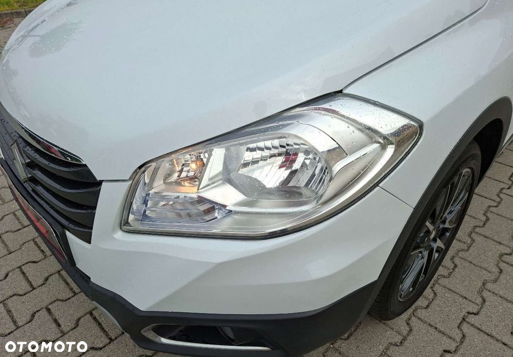 Suzuki S-Cross - 4