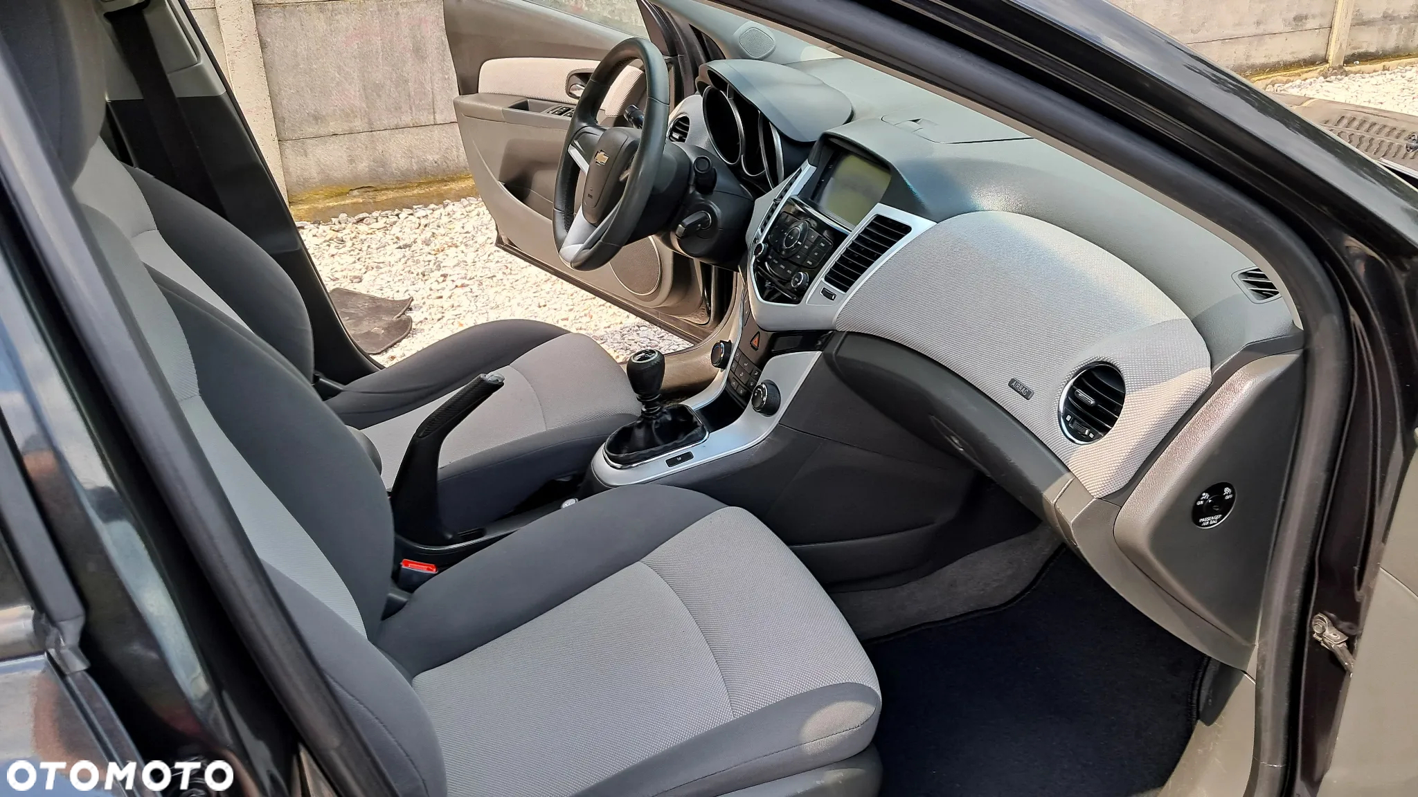 Chevrolet Cruze 1.6 LS - 8