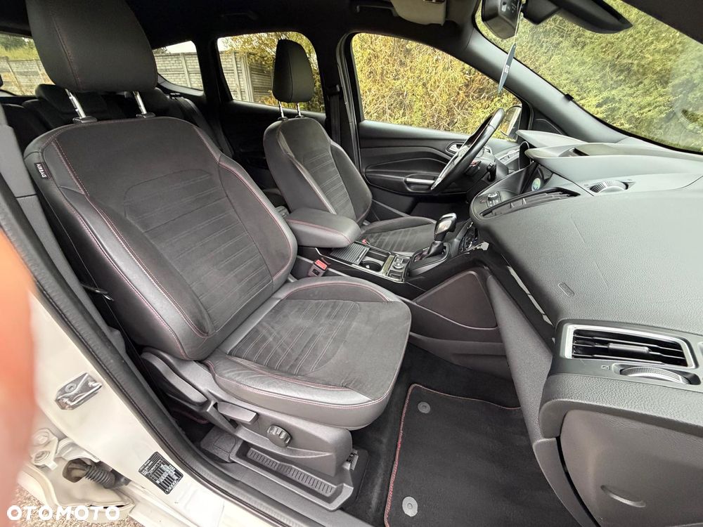 Ford Kuga 2.0 TDCi AWD ST-Line Black - 19