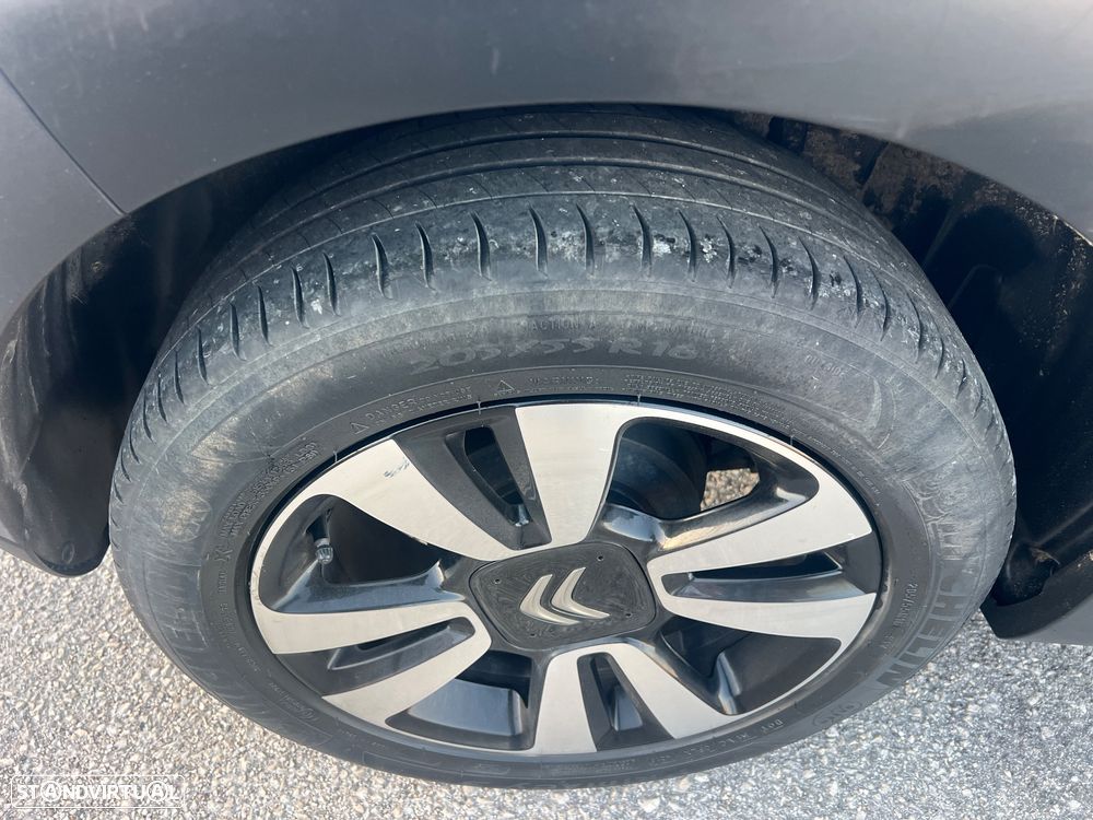 Citroën C3 1.2 PureTech Collection - 21