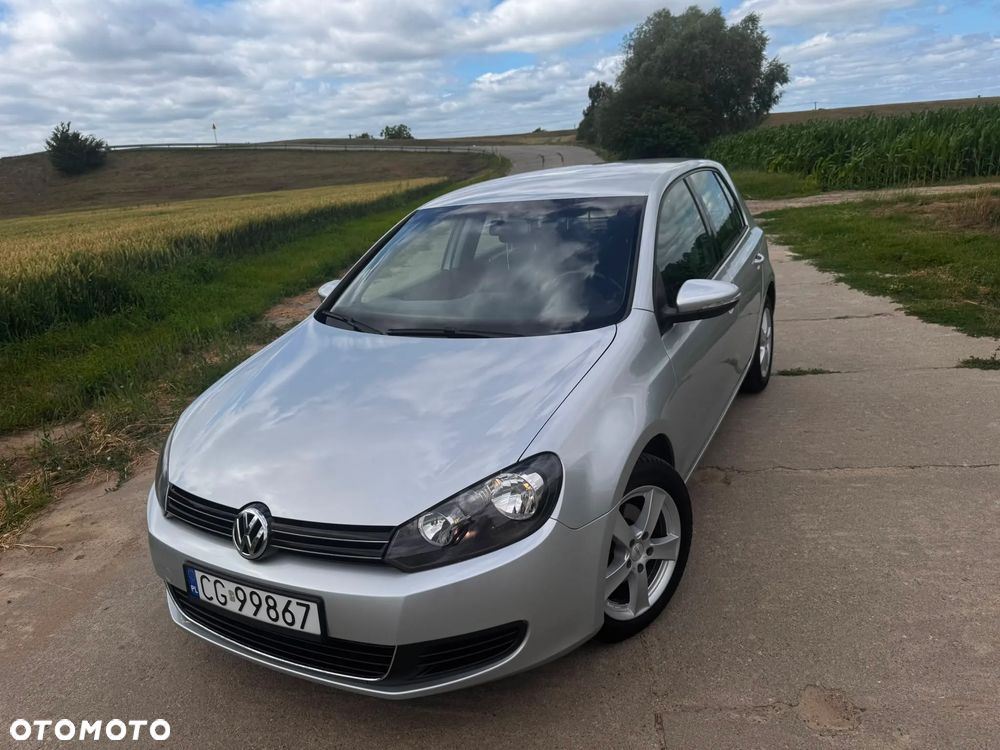 Volkswagen Golf - 28