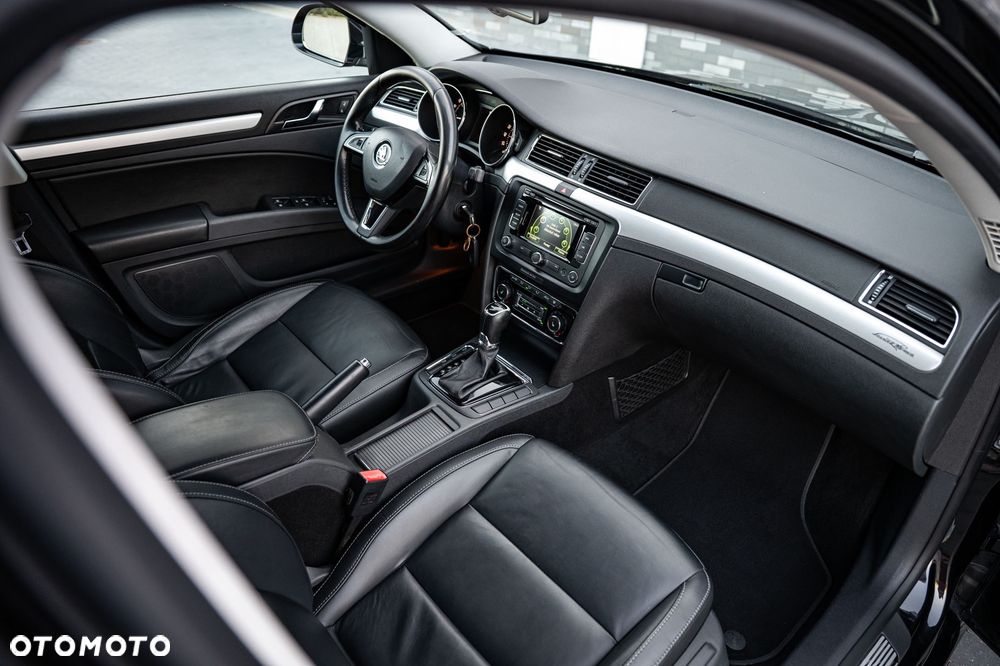 Skoda Superb 2.0 TDI L&K DSG - 6